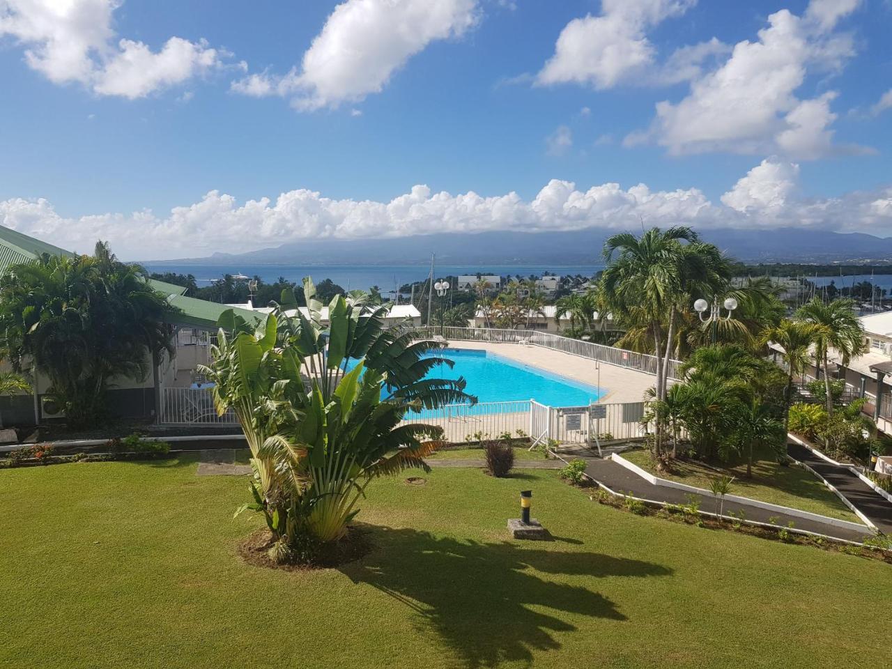 Superbe Studio En Duplex, Vue Sur Mer Et Piscine Le Gosier (Grande-Terre) Exterior foto